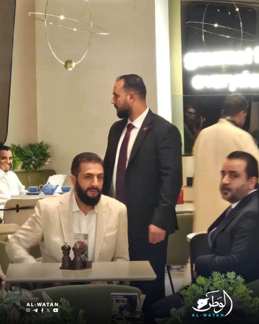 حضور جولانی در کافه‌های ریاض