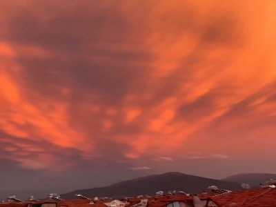 پدیده زیبای ابرهای ماماتوس در ترکیه پس از بارش باران