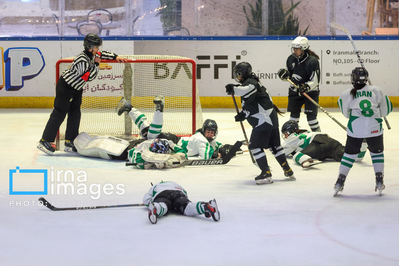  فینال لیگ هاکی روی یخ دختران 