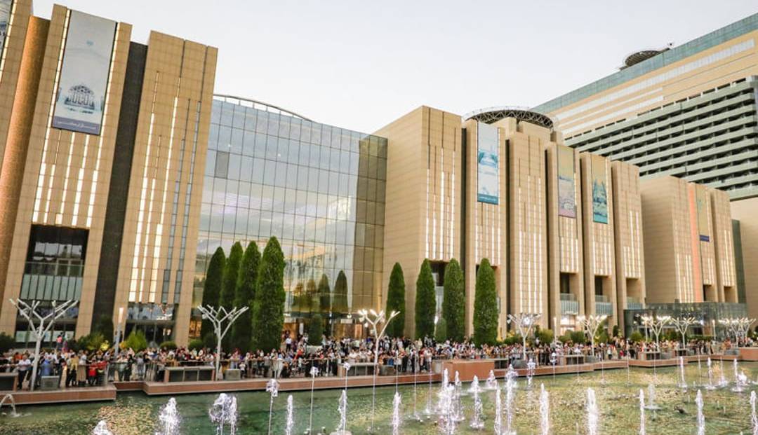 جزئیات پرونده بانک آینده؛ قراردادی که ایرانمال را از جیب مردم به جیب انصاری برد