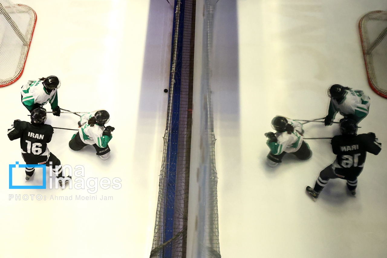  فینال لیگ هاکی روی یخ دختران 