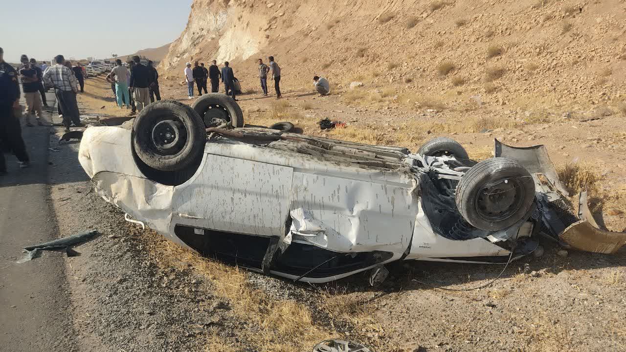 عکس/ سانحه سخت در جاده نهاوند - کرمانشاه جان ۵ نفر را گرفت