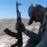 جان محیطبان و پای لنگ قانون