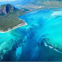 آیا میدانستید بزرگترین آبشار دنیا زیر آبهای اقیانوس پنهان است؟