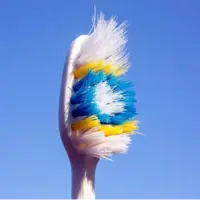 مسواک شما مملو از میکروبها است؛ چه زمانی باید آن را عوض کنید؟