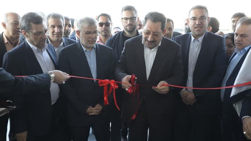 وزیر صمت یک شرکت دارویی را در البرز افتتاح کرد