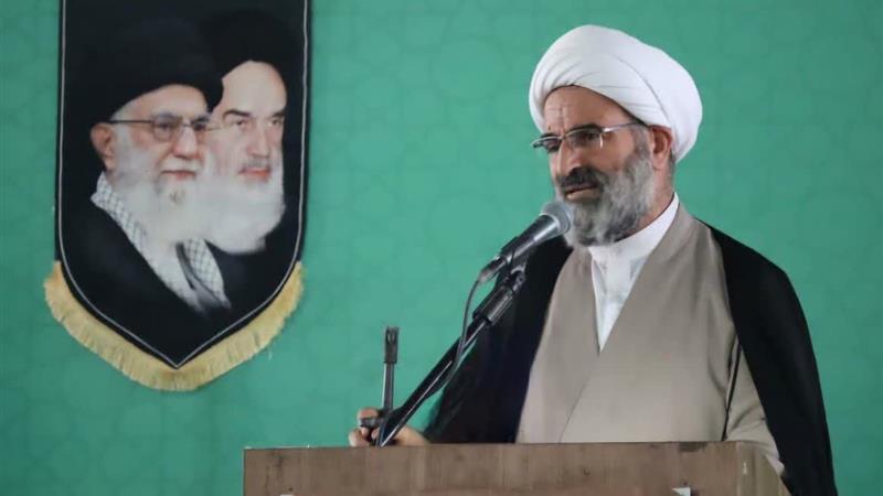 نماینده ولی فقیه در سمنان: دشمنی آمریکا با ایرانِ دانشمندپرور است