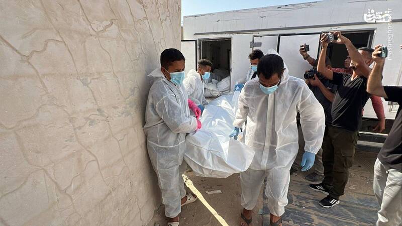 تحویل پیکرهای ۳۰ شهید فلسطینی در چارچوب توافق تبادل اسرا