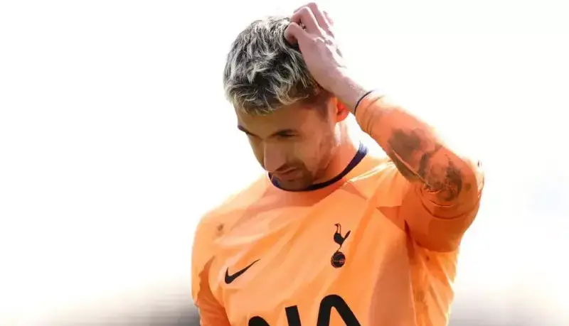 با ترک فوتبال؛ دروازهبان سابق تاتنهام فیلمساز شد!