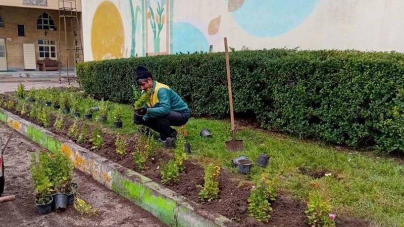 شهردار اردبیل: بیش از ۱۰ طرح فضای سبز و زیباسازی شهر اجرا شد