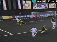 دریبل دیدنی مارسلو در جریان مسابقات نمایشی