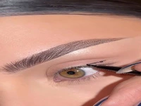 یک مدل آرایش چشم زیبا و شیک