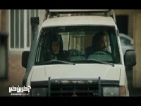 آوا با اومدن به خونه کاویان دوباره حالش بد شد