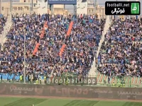 تشویق وریا غفوری توسط هواداران استقلال در آستانه بازی با آلومینیوم اراک