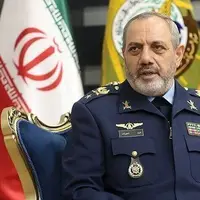 بازدید وزیر دفاع از قطب الکترونیک نیروهای مسلح در شیراز