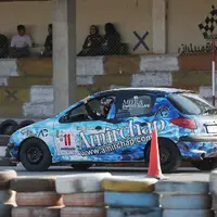 مسابقات اتومبیل رانی بانوان در اصفهان