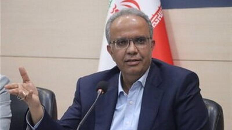 گردنمان را در قبال اختیارات تفویض شده، میگذاریم