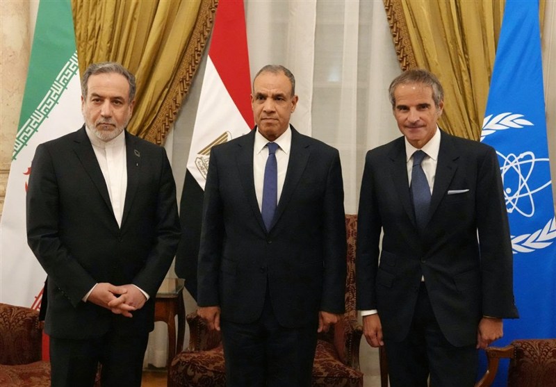 تماس وزیران خارجهٔ مصر و ایران با گروسی