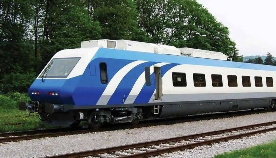 نخستین قطار گردشگری در گیلان رهسپار شد