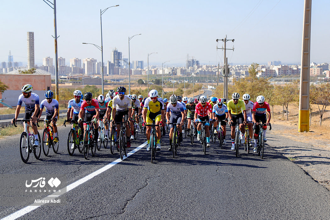 رقابت ۱۶٠ رکاب‌زن برتر کشور در قزوین