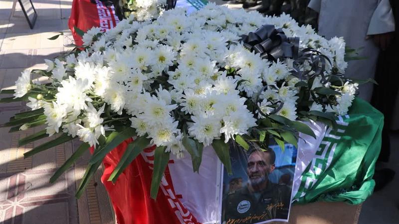 پیکر جانباز سرافراز سرتیپ دوم خلبان محمد طیبی در اراک تشییع شد