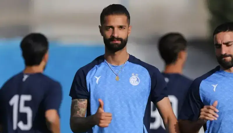 مدافع استقلال به دست فراموشی سپرده شد!