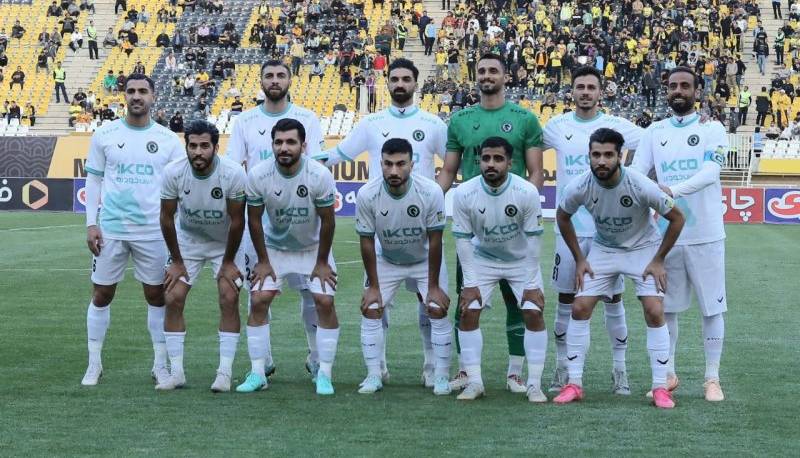 پیکانیها برای برد به خط شدند