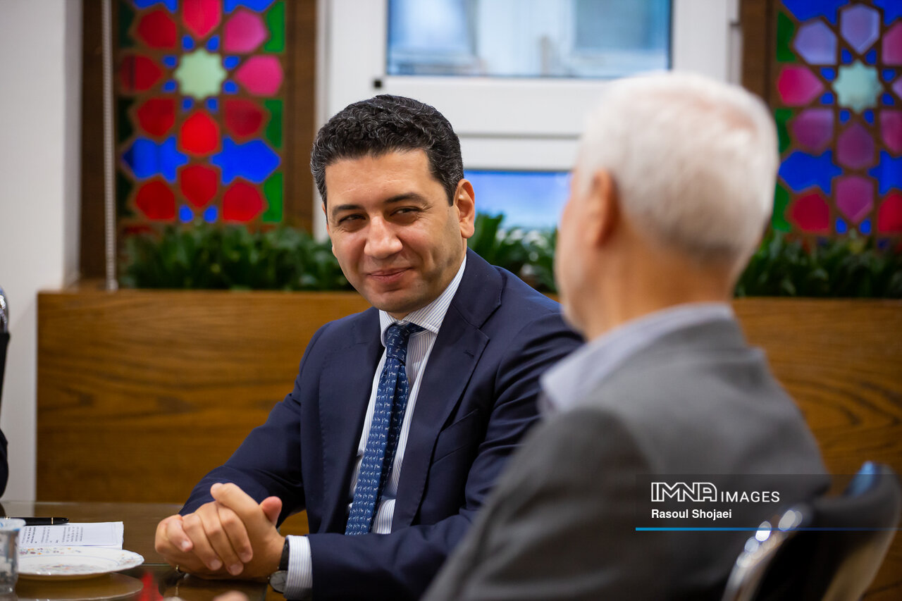 دیدار شهردار اصفهان و سفیر ارمنستان در ایران