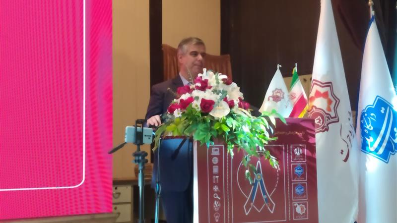 استاندار مرکزی: تنوع صنعتی استان نیازمند نیروی متخصص است