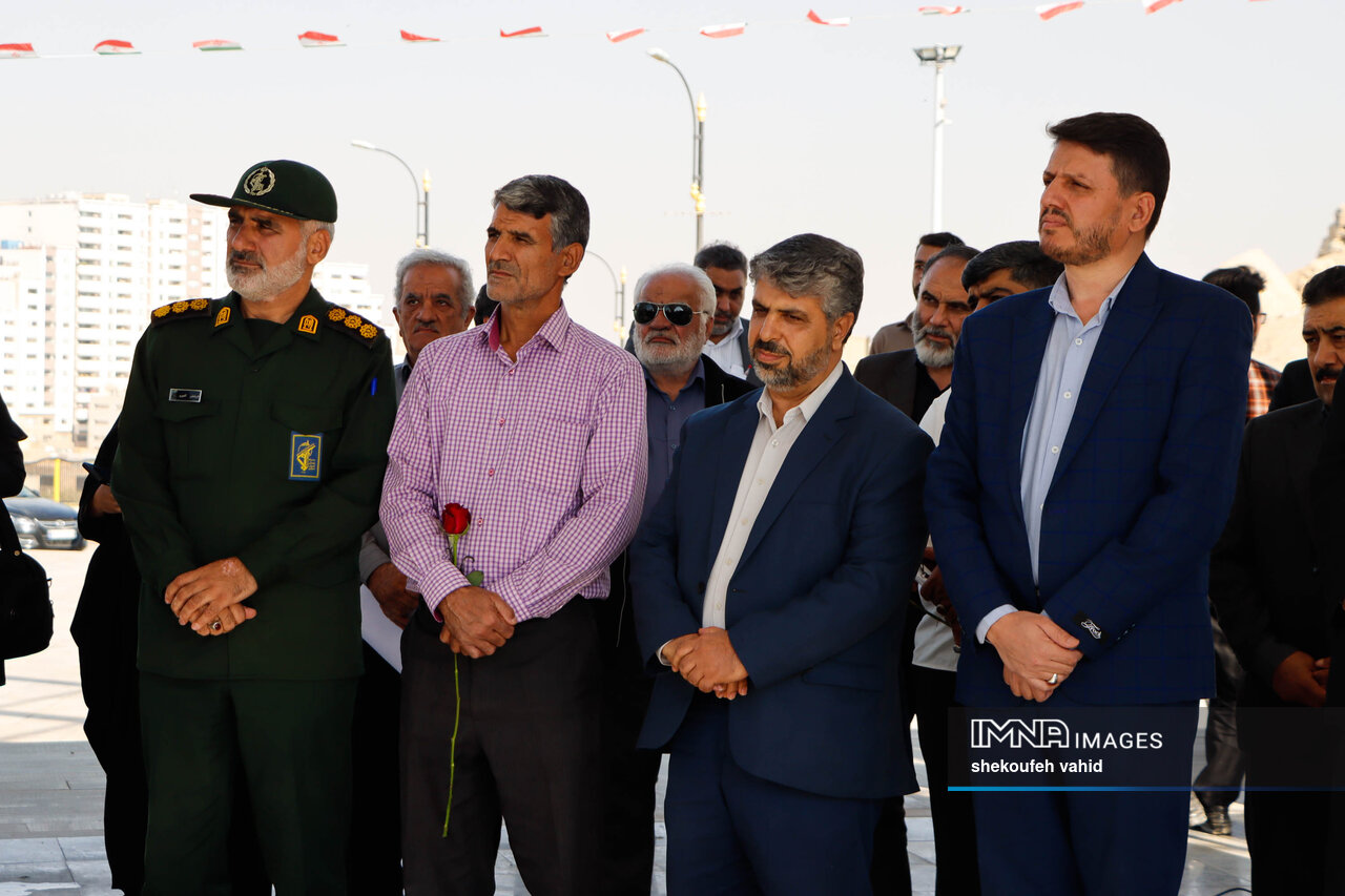 آیین افتتاح پروژه‌های شهرداری درچه