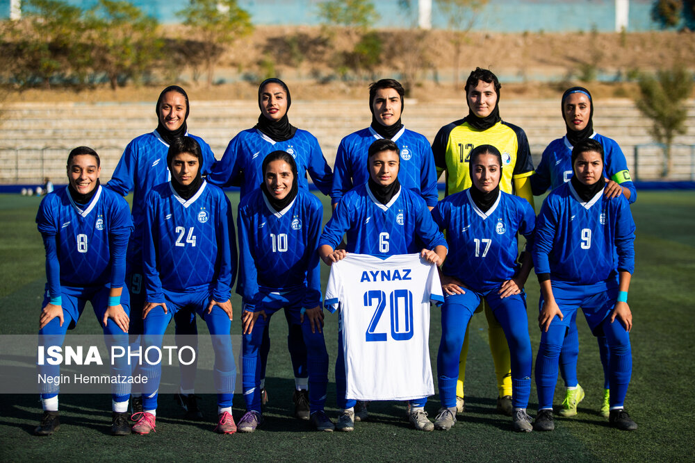 دیدار تیم‌های فوتبال بانوان استقلال و حسن زاده ارومیه