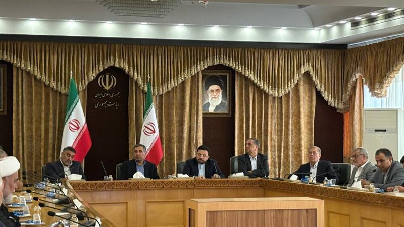 مشاور رئیس جمهور: تشکلهای مردمی موتور محرک توسعه استانها هستند