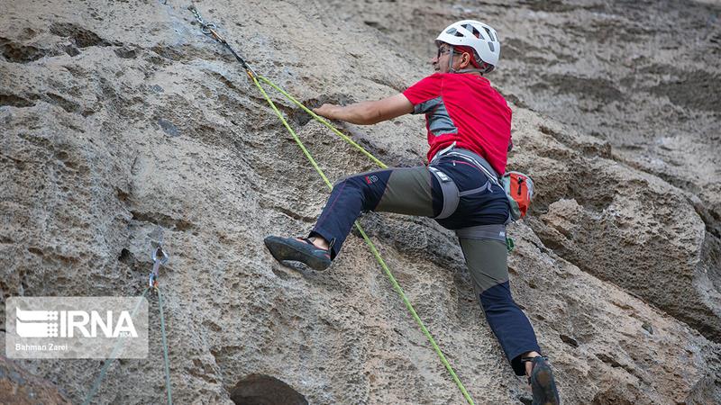استان مرکزی قهرمان مسابقات دیوارهنوردی کشور شد