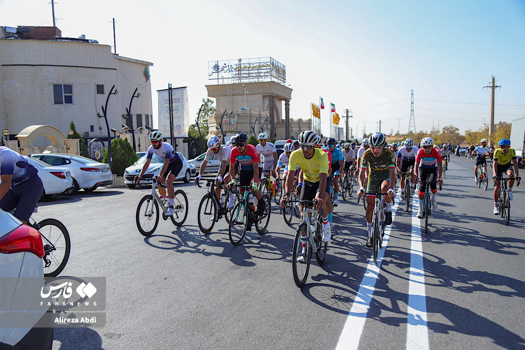 رقابت ۱۶٠ رکاب‌زن برتر کشور در قزوین