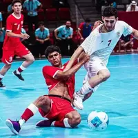 جنجال ایران - افغانستان با این لگد آغاز شد