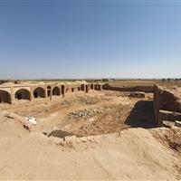 مرمت مجموعه تاریخی کاروانسرای البرز در قم درحال انجام است