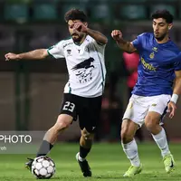 دیدار تیم‌های ذوب آهن اصفهان و ملوان بندرانزلی