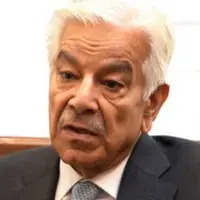 واکنش وزیر دفاع پاکستان به اظهارات سخنگوی طالبان