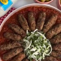 لول کباب با سس مخصوص