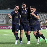 حضور تیم فوتبال چادرملو اردکان در جمع مدعیان بالای جدول