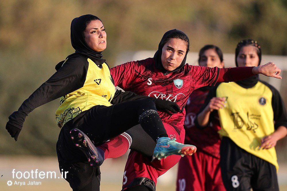 فوتباله یا جنگ؟