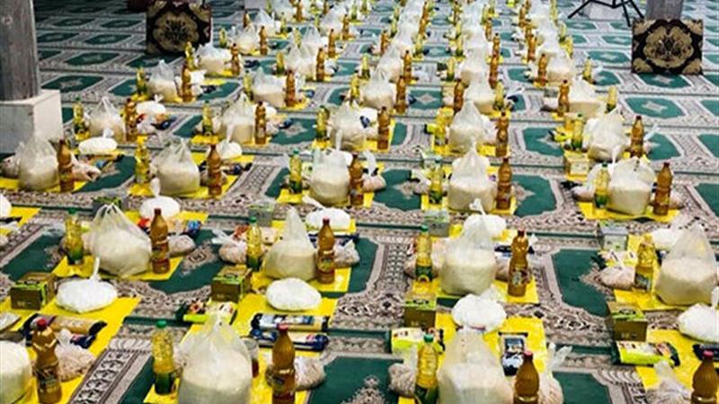 توزیع ۶۴۶۷ بسته معیشتی و ذبح و توزیع ۵۶۰ رأس قربانی بین نیازمندان زنجان