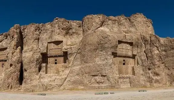 عظمتی فراتر از اهرام مصر؛ آرامگاههای باشکوه هخامنشیان در ایران شما را شگفتزده خواهند کرد
