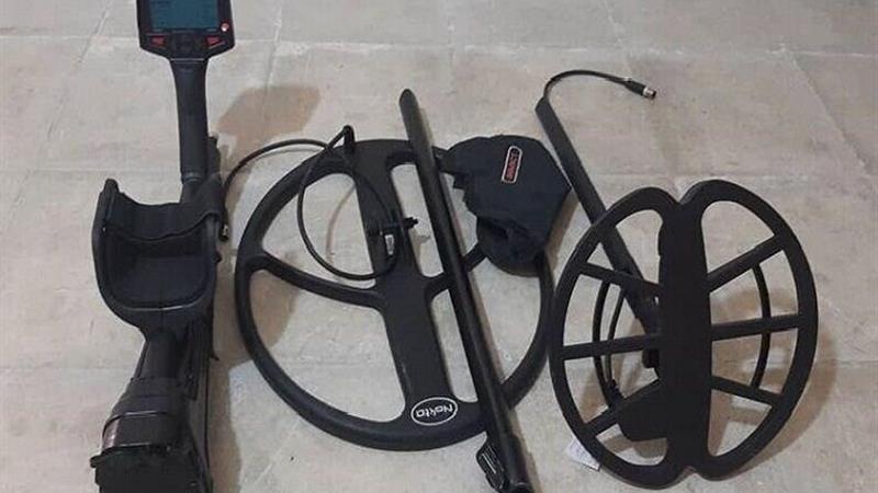 بازداشت ۴ گنج‌یاب و کشف باروت و تجهیزات حفاری در مهریز