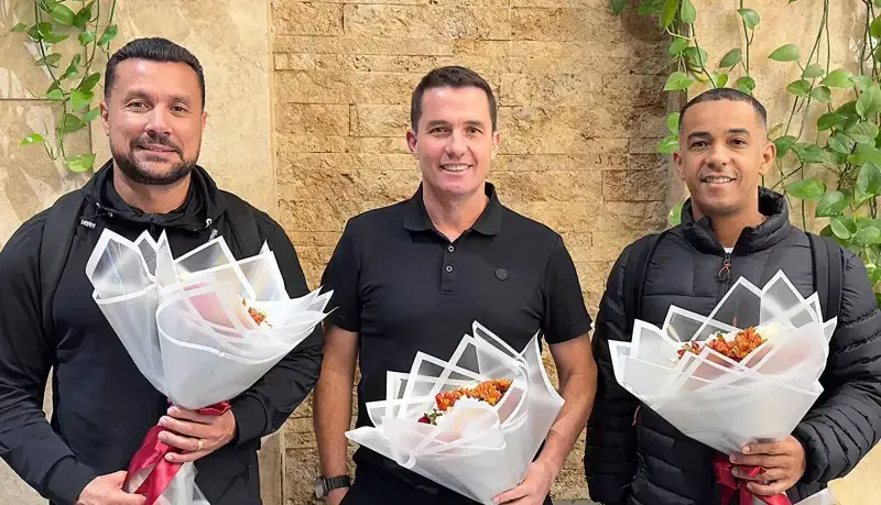 مجوز پزشکی مربیان پرسپولیس صادر شد