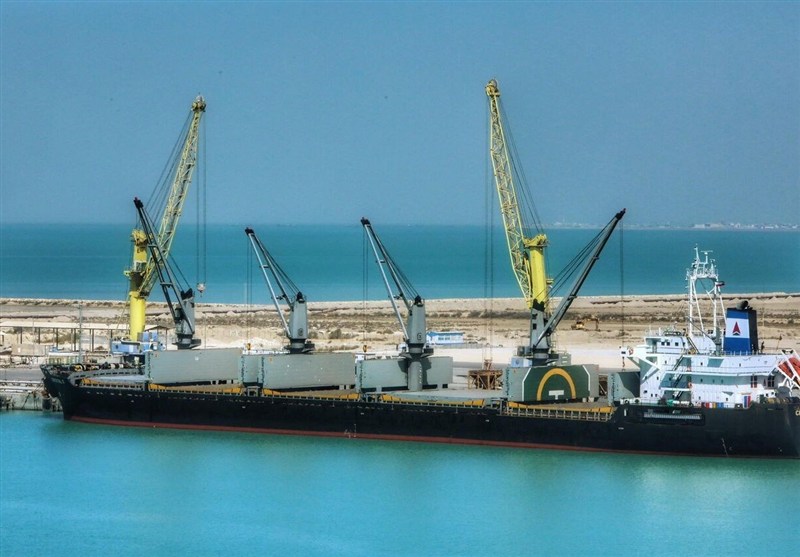 تخلیه 22 هزار تن گندم وارداتی در بندر بوشهر