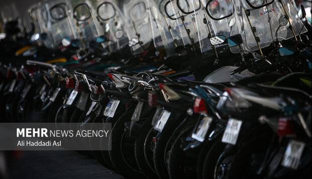 مصرف ۱۱۳ میلیارد تومان بنزین، توسط موتورسیکلتها