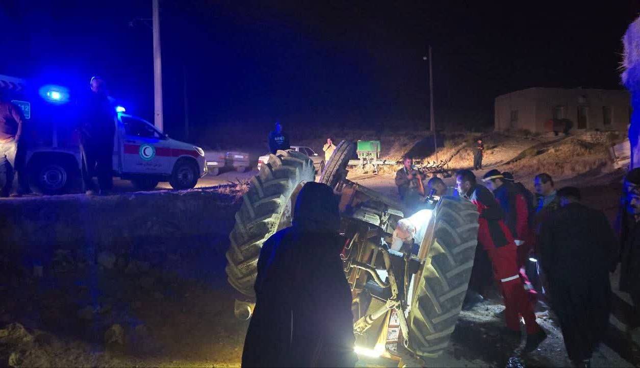 جانباختن یک تن در واژگونی تراکتور در بوکان