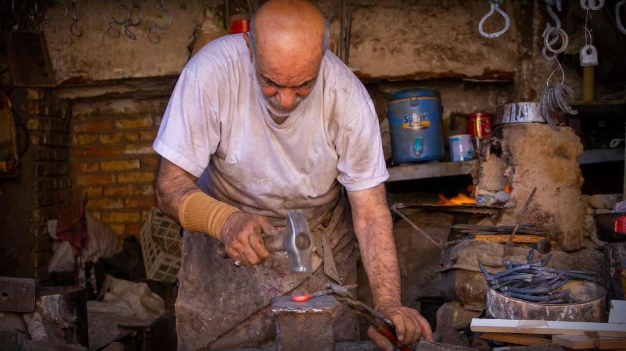 صنعت کهن آهنگری دزفول در قاب تصویر