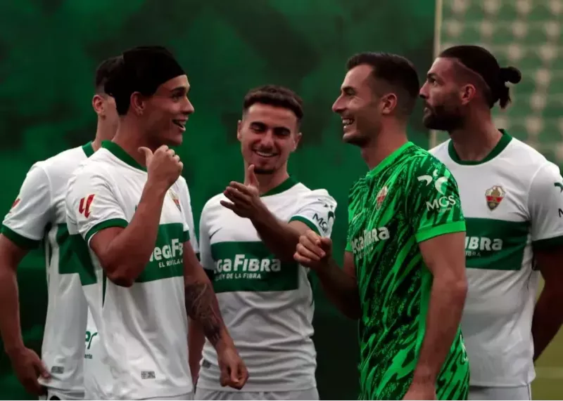 بازگشت دشمنان دوستداشتنی به بارسلونا!